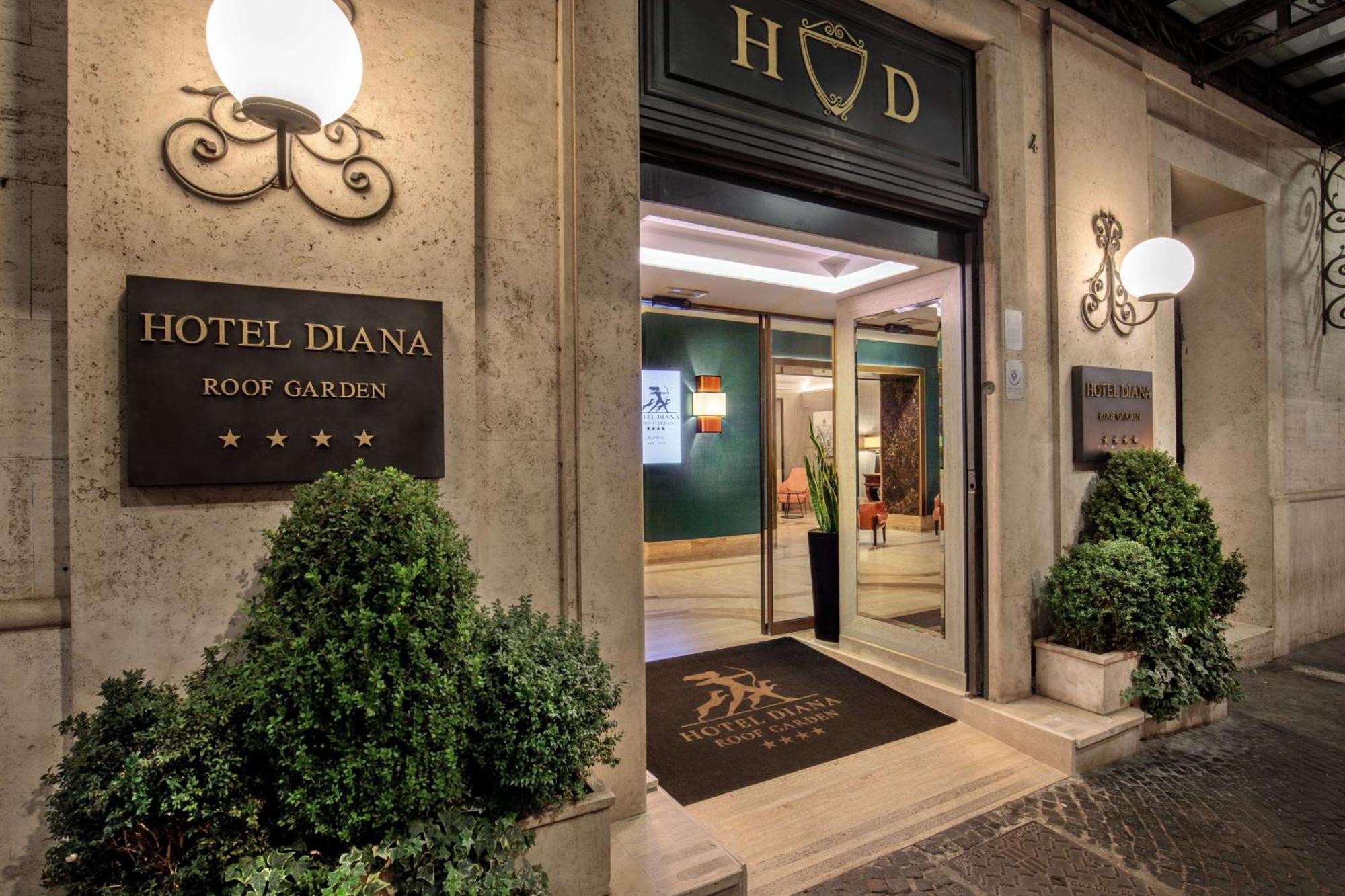 Hotel Diana Roof Garden — Photos 1